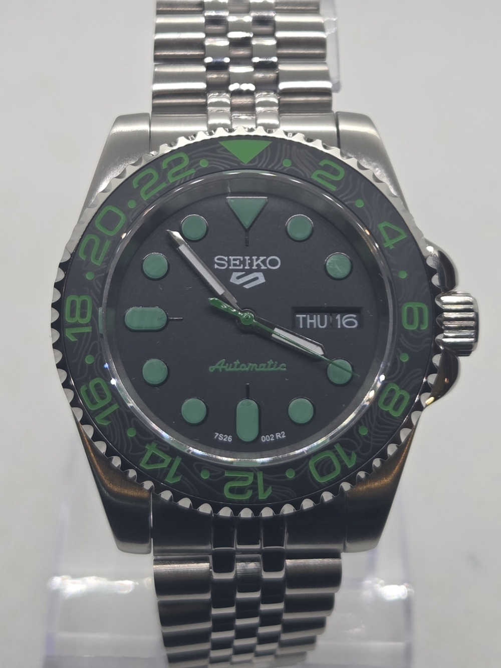 Custom 40mm Automatic Seiko Mod NH36 Green on Black Dial on Jubilee